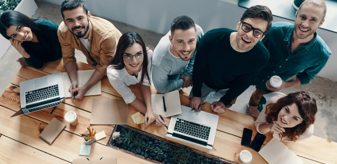 The benefits of using a laundry service for busy professionals